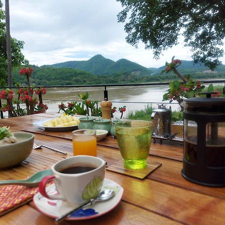 Mekong Villas Pak Chom Bagian luar foto