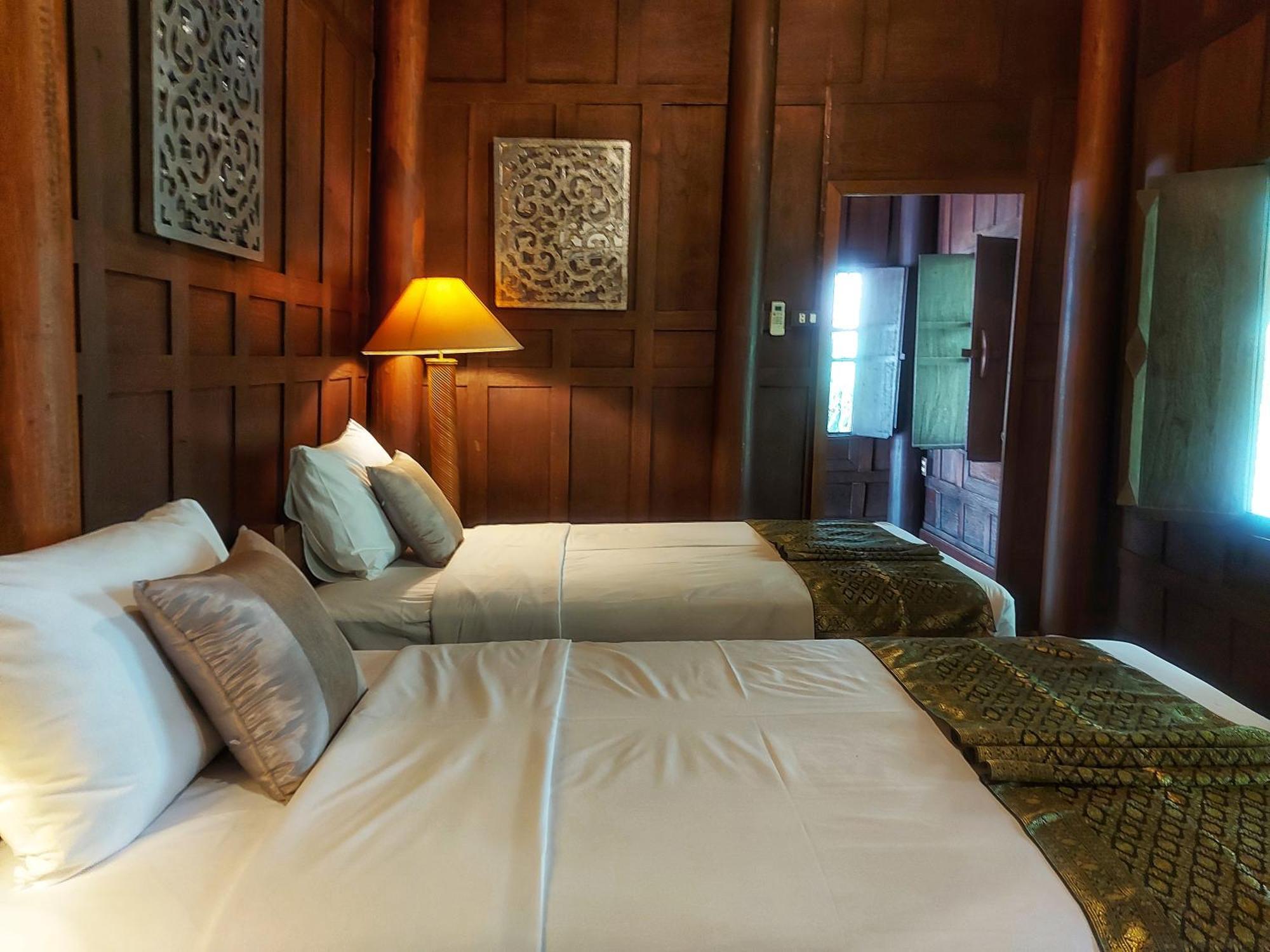 Mekong Villas Pak Chom Bagian luar foto