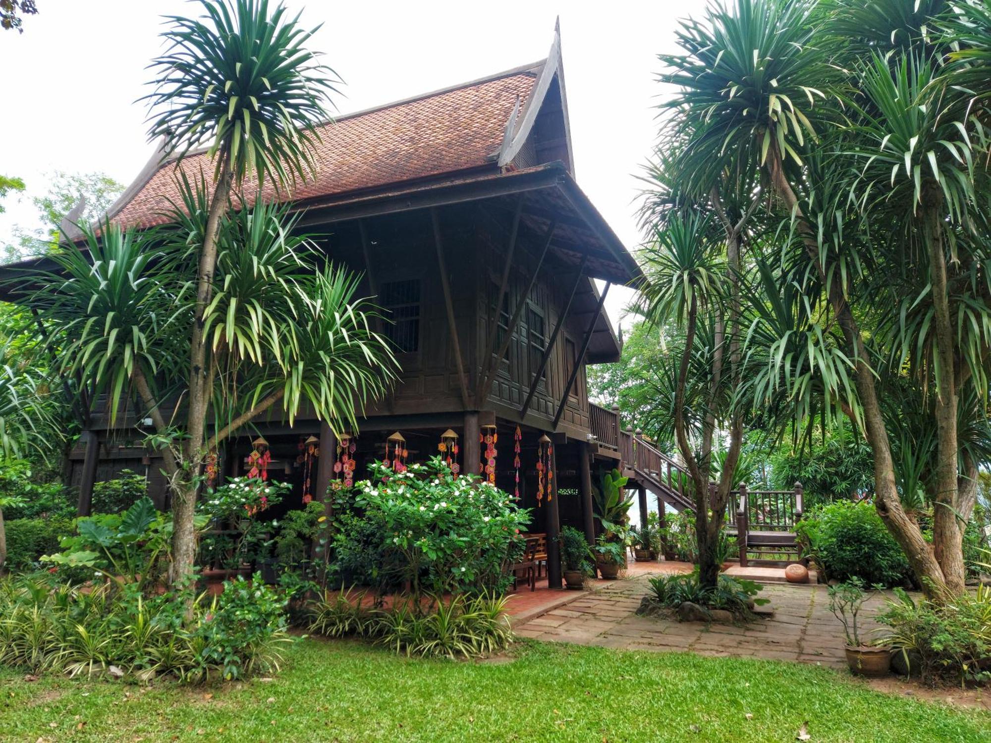 Mekong Villas Pak Chom Bagian luar foto