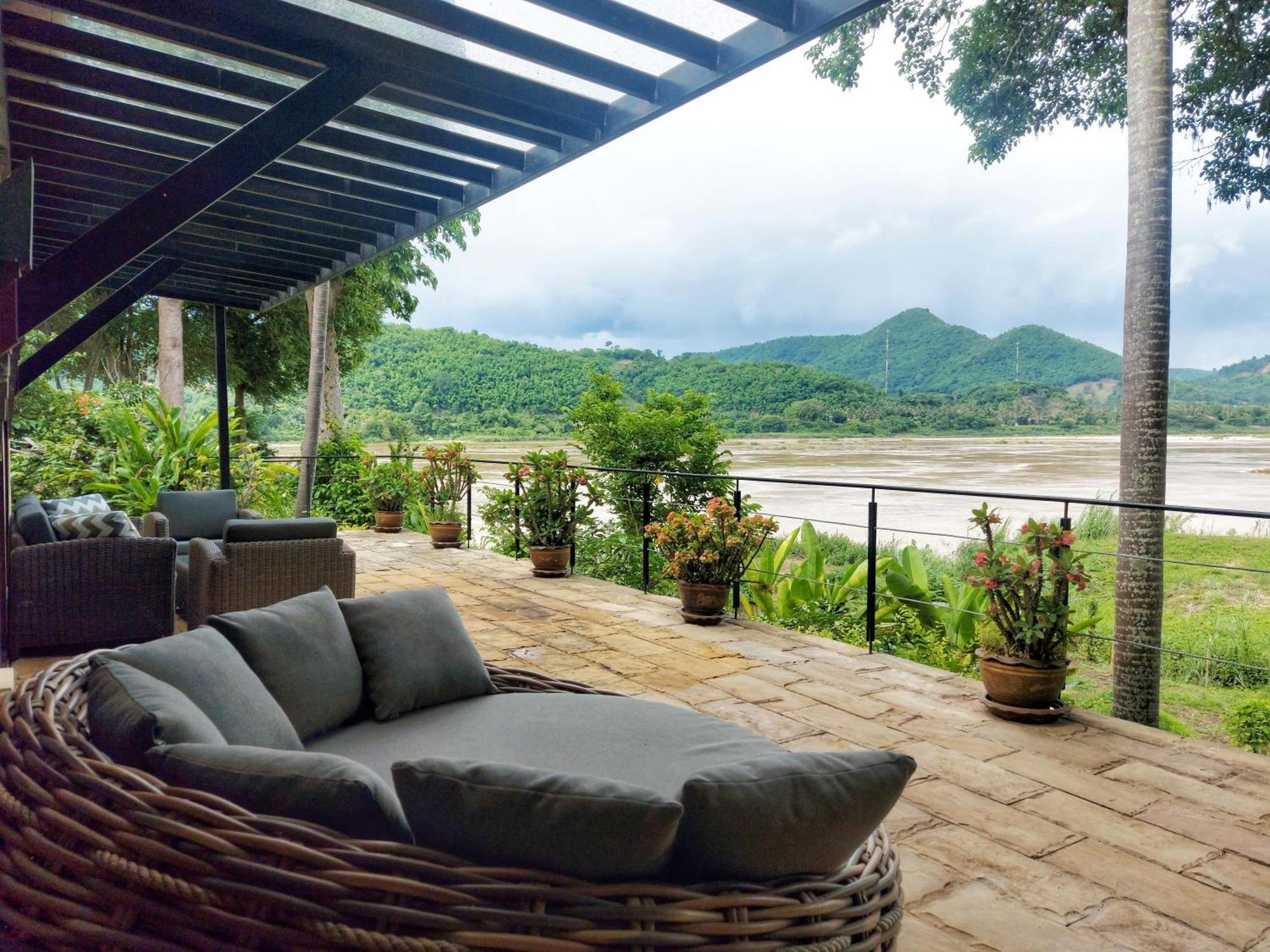 Mekong Villas Pak Chom Bagian luar foto
